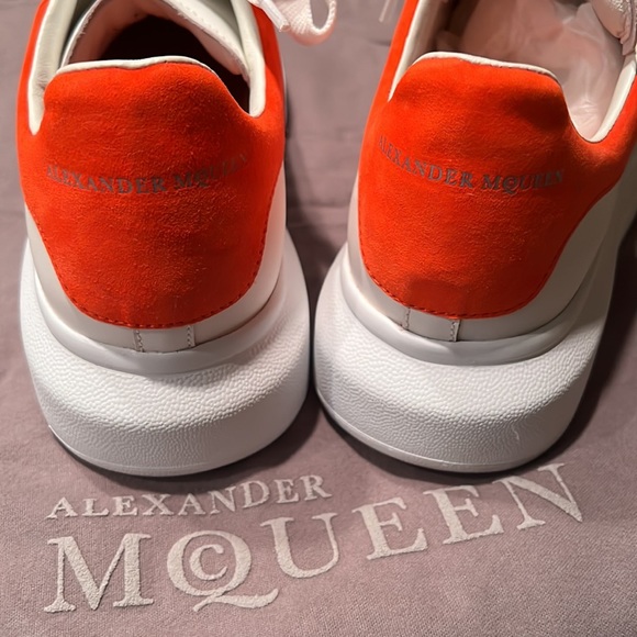 Alexander MacQUEEN Men's Oversized Sneaker in white&Orange (Brand NEW size 39) - Picture 5 of 8
